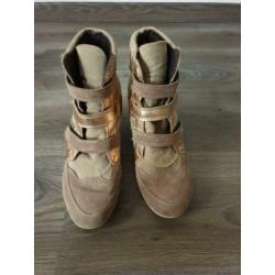 Sneakers met sleehak maat 41 beige