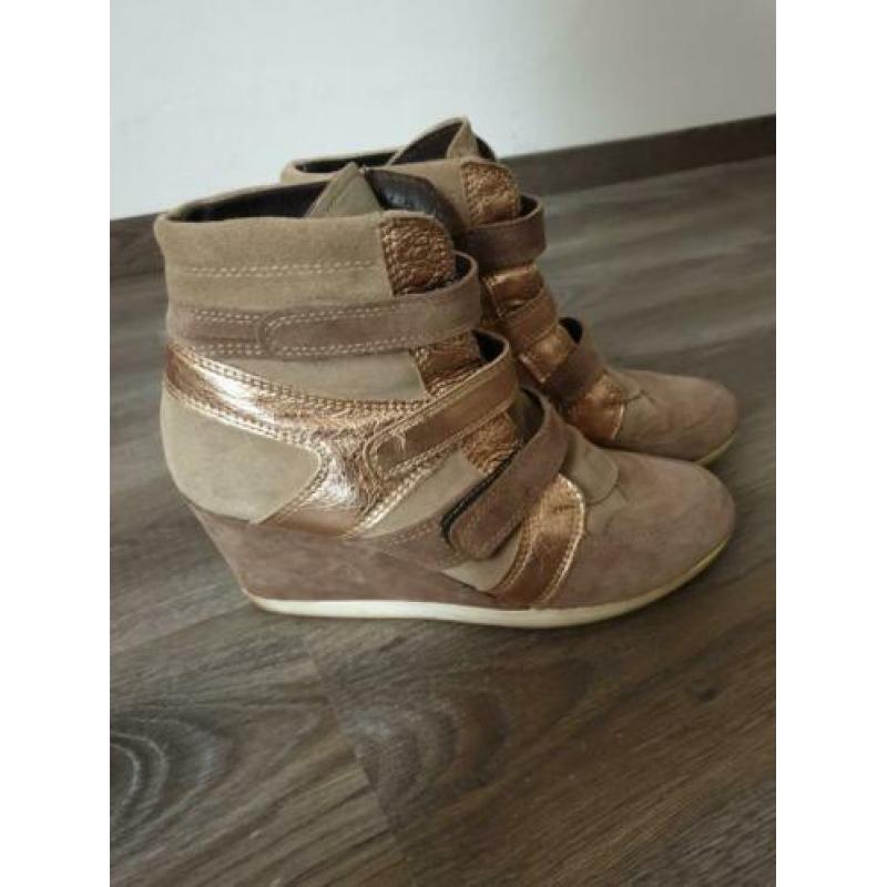 Sneakers met sleehak maat 41 beige