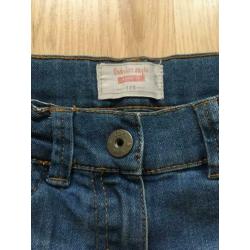 Jeans maat 128