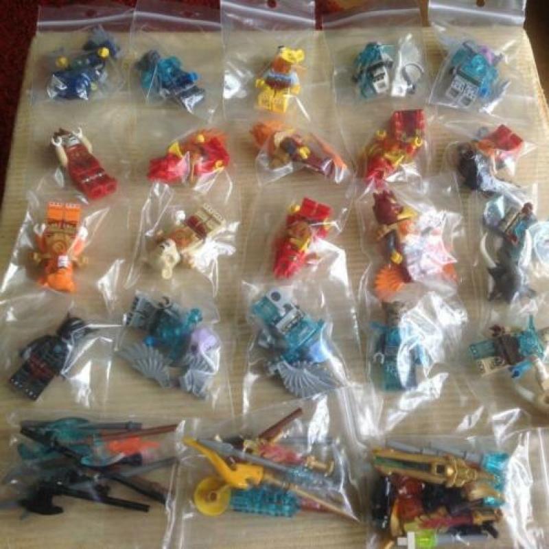 Lego chima poppetjes