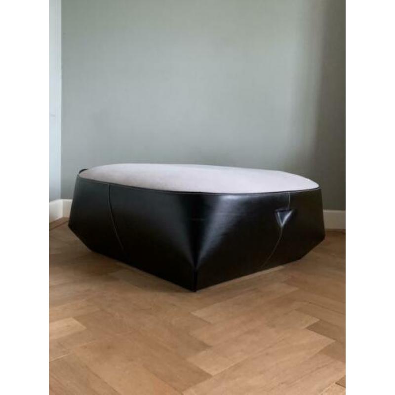 Walter Knoll ‘Isanka’ poef/ salontafel, Studio EOOS