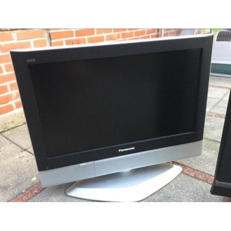 PANASONIC LCD TV 26 inch