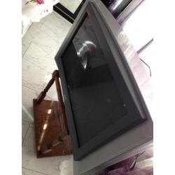 TV -JVC model 80cm lengte 50cm Breedte