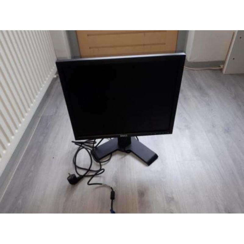 te koop 19 inch beeldscherm merk dell