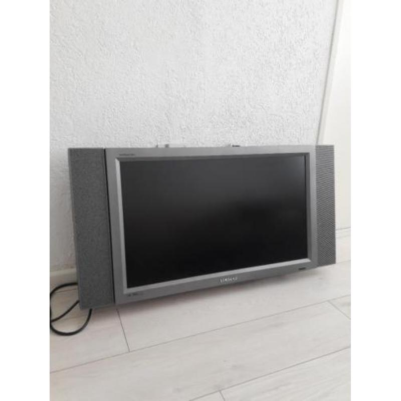 samsung monitor (77 cm)