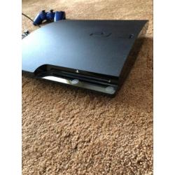 PlayStation slim 3 320 GB + 1 controler + 36 spellen