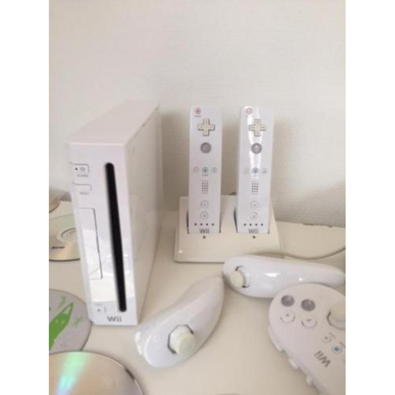 Wii Nintendo inclusief balance bord en spellen