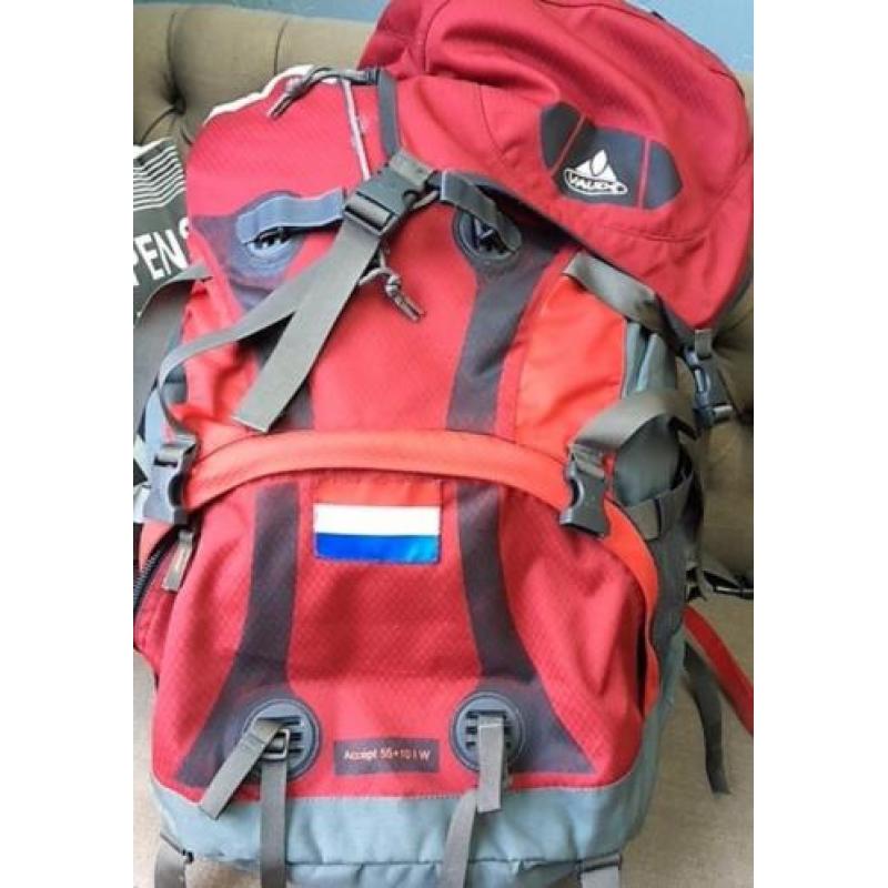 Ruime backpack van het merk: VAUDE 55 + 10 liter.......